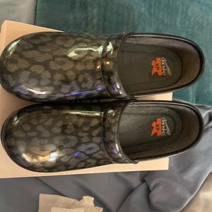 Dansko XP Clogs